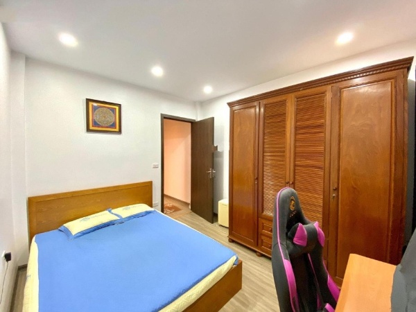 Bán nhà 4 tầng ngõ thông tại Phố Hồng Tiến, Phường Bồ Đề, Long Biên, Hà Nội